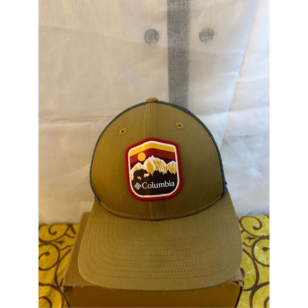 Columbia Hat Mountains Baseball Trucker Snapback Hat Cap